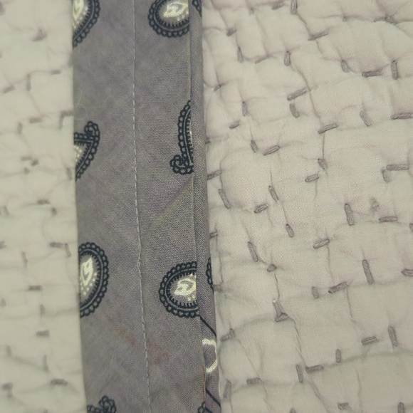 Pre stitched Bedazzled bandana - Picture 7 of 7